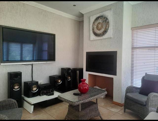 4 BEDROOM HOUSE FOR SALE IN EMFULENI GOLF ESTATE
